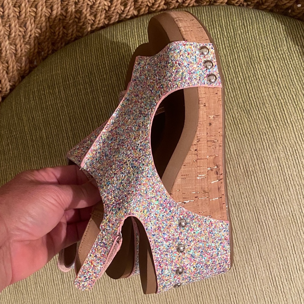 Corkys Pink Multi-Color Confetti Wedges. Good Condition. Size 6 Gorgeous Sandals - Picture 4 of 10